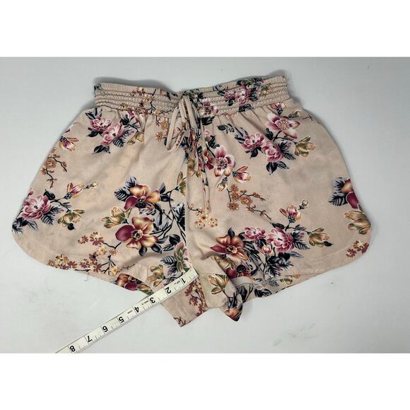 Joe B by Joe Benbasset Flowered Shorts 100% Rayon Size XSmall Pre-Owned - Picture 5 of 8